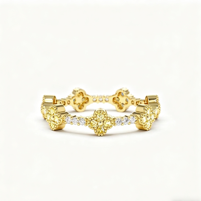 Four-leaf Clover Pave Diamond Wedding Band With Street Luxury Shine - Image 3