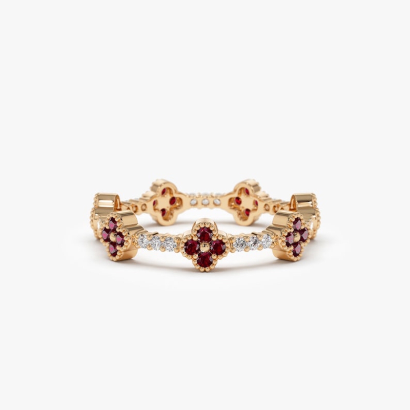 Four-leaf Clover Pave Diamond Wedding Band With Street Luxury Shine - Image 8