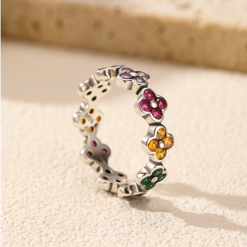 S925 Silver Colorful Four Leaf Clover Wedding Band With Street Luxury Shine - Image 6