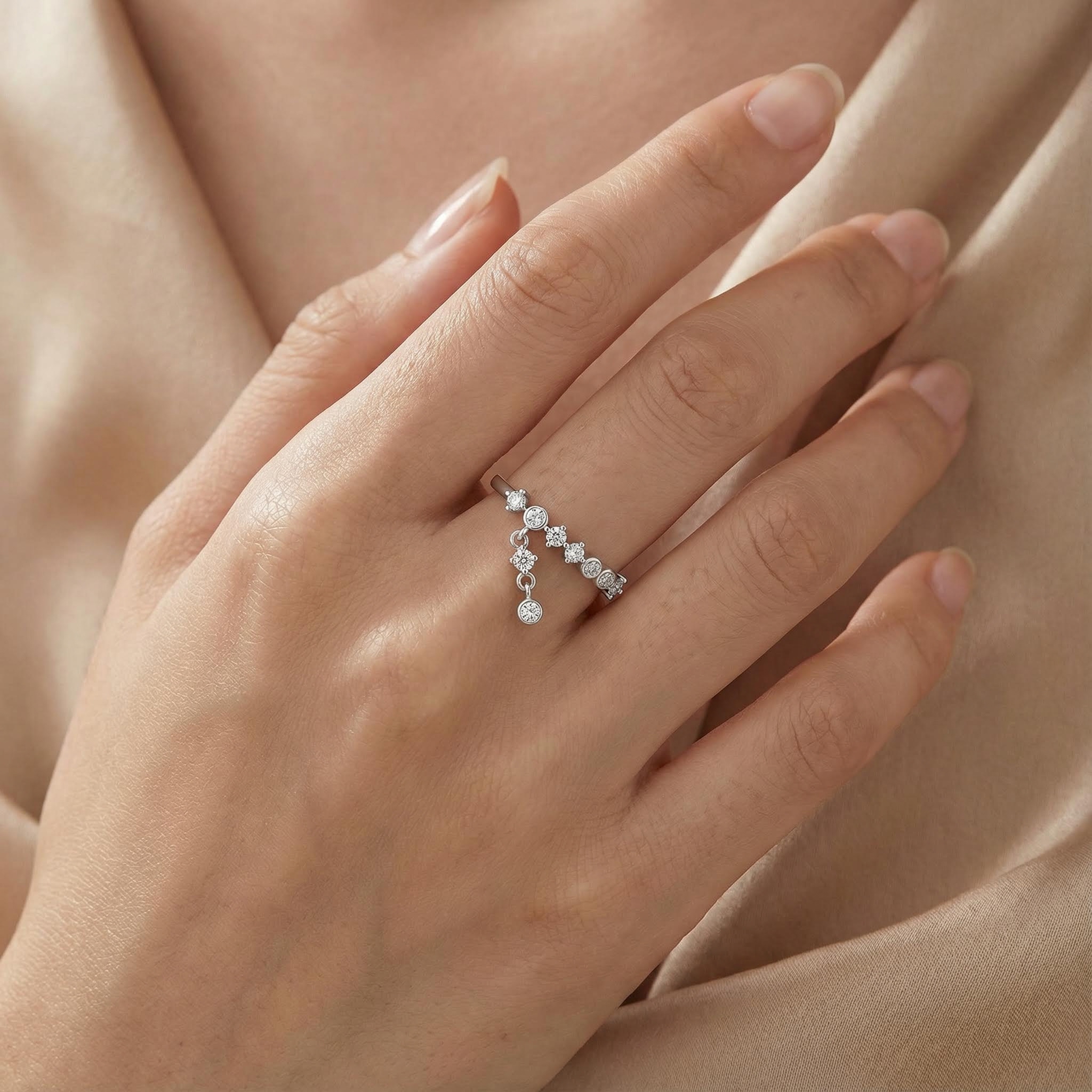 S925 Silver Shiny Round Pendant Ring For Women With Street Luxury Shine - Image 5