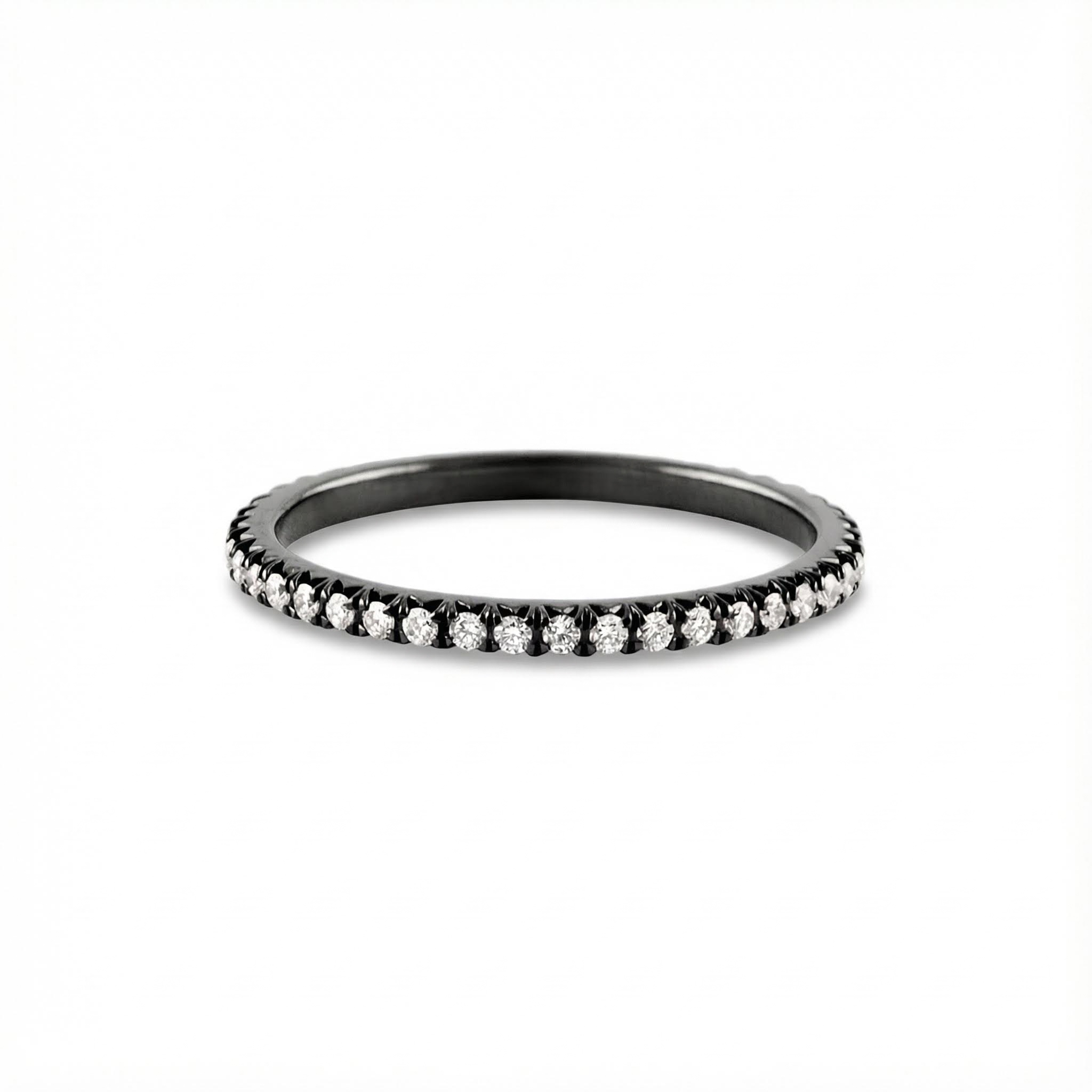 Round Cut Vvs Moissanite Pave Wedding Band With Street Luxury Shine