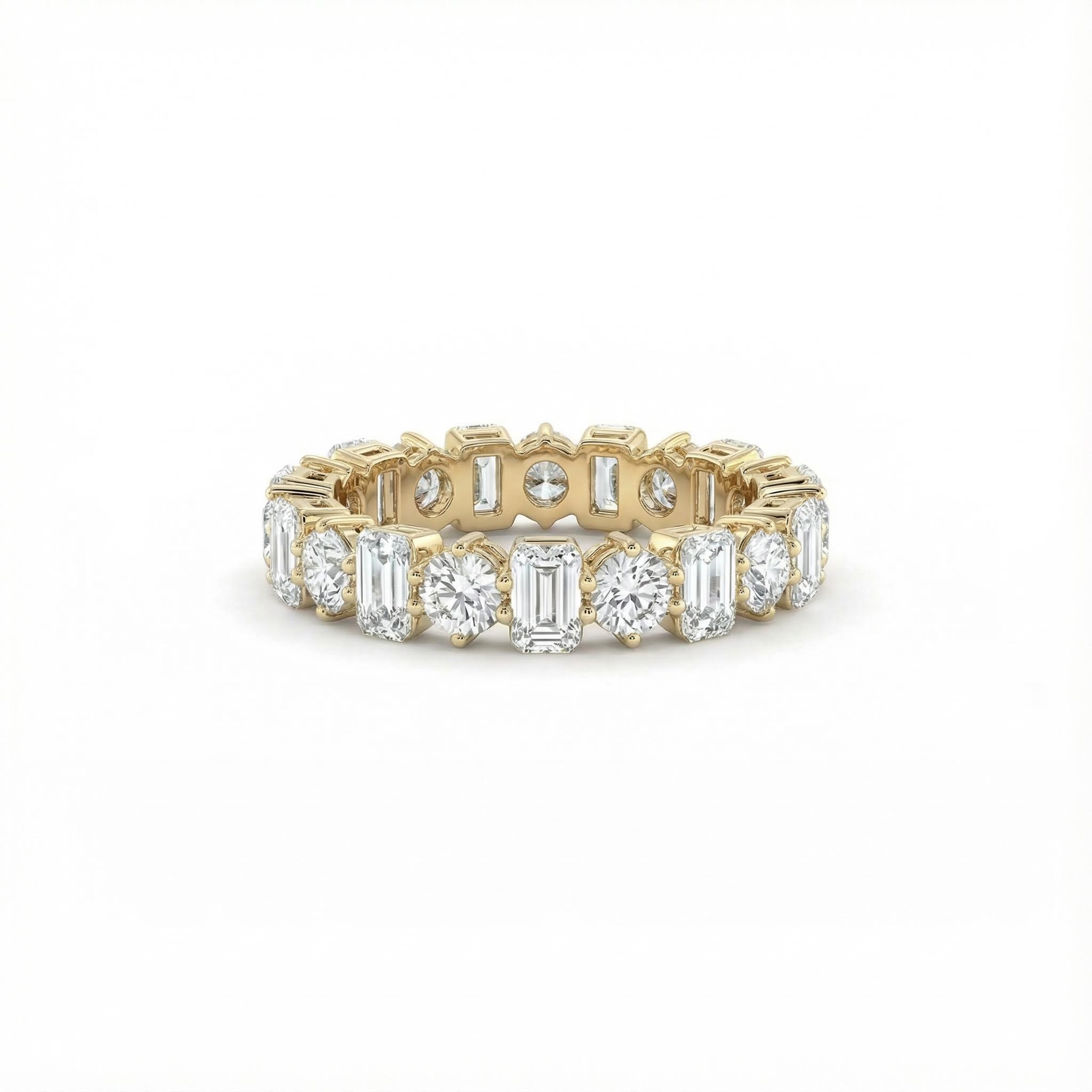 Bold 3mm/4mm Alternating Round And Emerald Cut Vvs Moissanite Wedding Band - Image 6