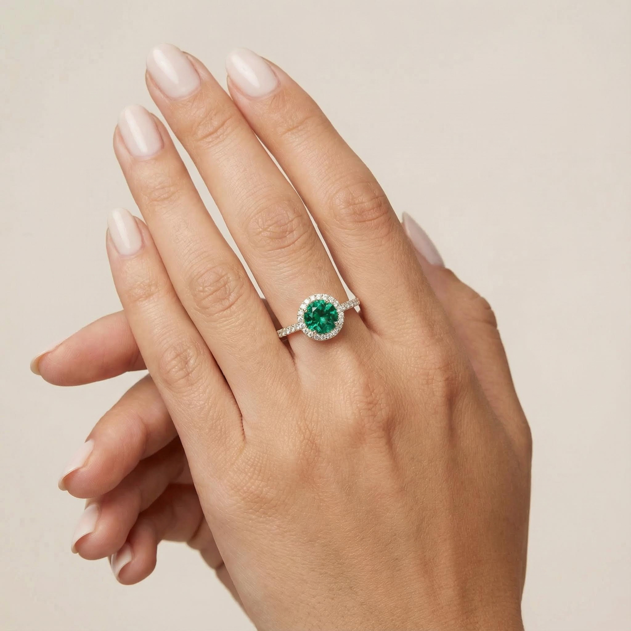 S925 Silver Emerald Round Cut Diamond Halo Engagement Ring Iced Out - Image 6