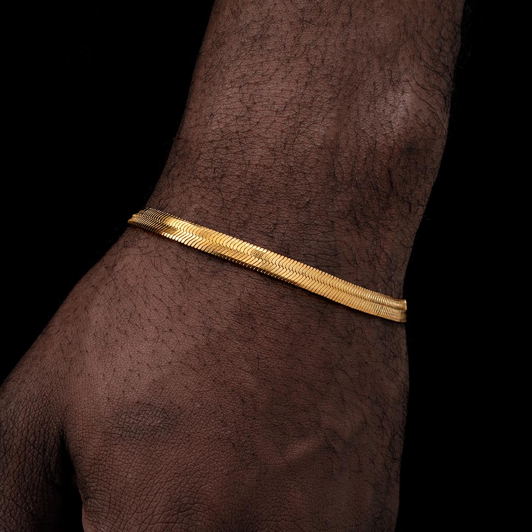 6mm Herringbone Bracelet In Gold Gold With Bold Statement Appeal