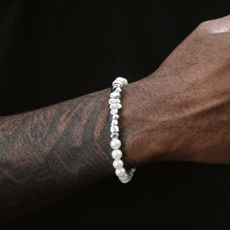 Black Gallstone Pearl Bracelet Bold Statement Style With Street Luxury - Image 3