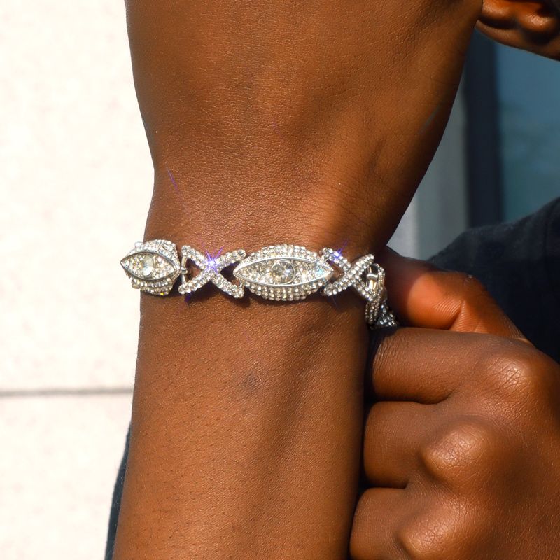 Iced Out Evil Eyes With Infinity Bracelet In Gold With Street Luxury Shine