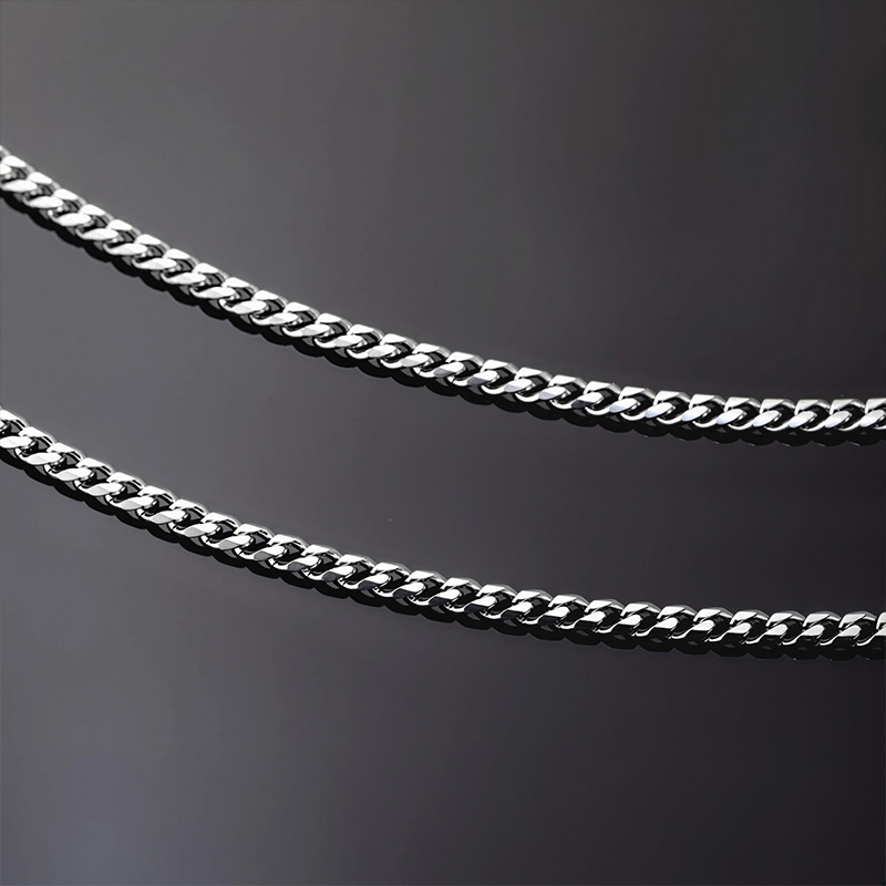 2.5mm Diamond-cut Stainless Steel Cuban Chain With Iced Out Shine - Image 5