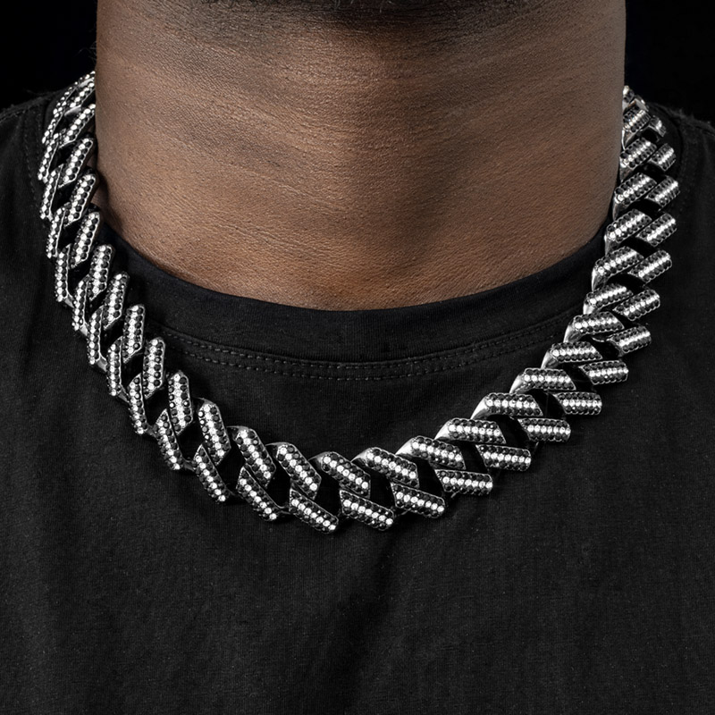 Iced Out 20mm White & Black Miami Cuban Chain With Big Box Clasp Gold - Image 3