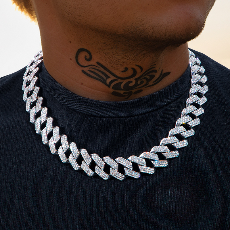 Iced Out 20mm Miami Cuban Chain With Big Box Clasp With Street Luxury Shine