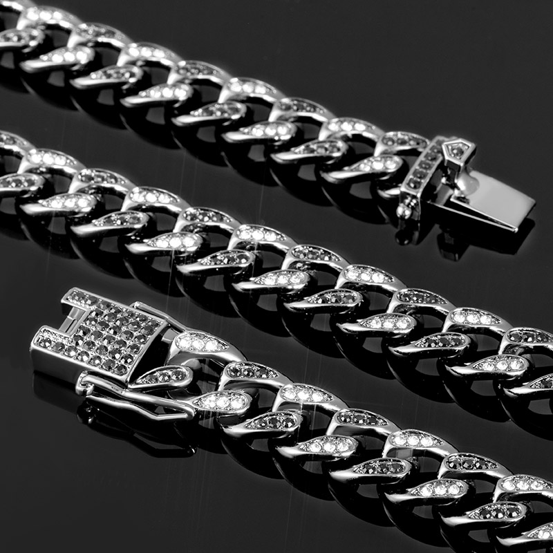 Iced Out 10mm Teardrop White & Black Miami Cuban Chain Gold - Image 5