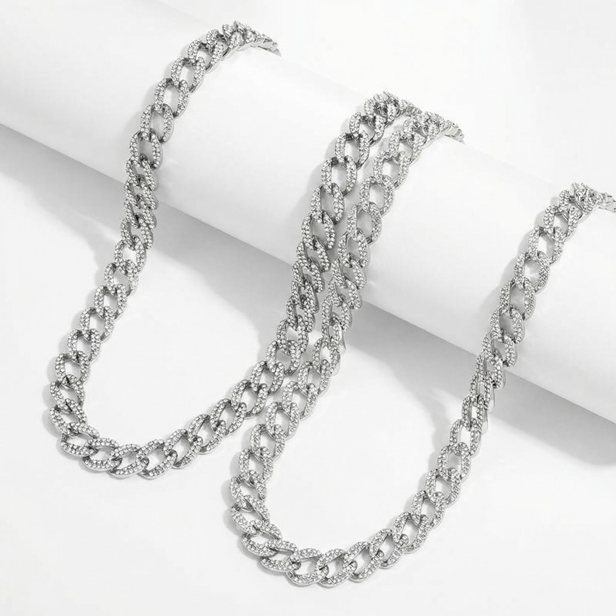 11mm Iced Out Curb Cuban Chain Gold With Street Luxury Shine