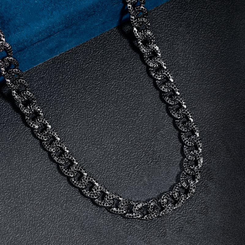12mm Iced Out Curb Chain In Black Gold Gold Shine With Street Luxury - Image 3