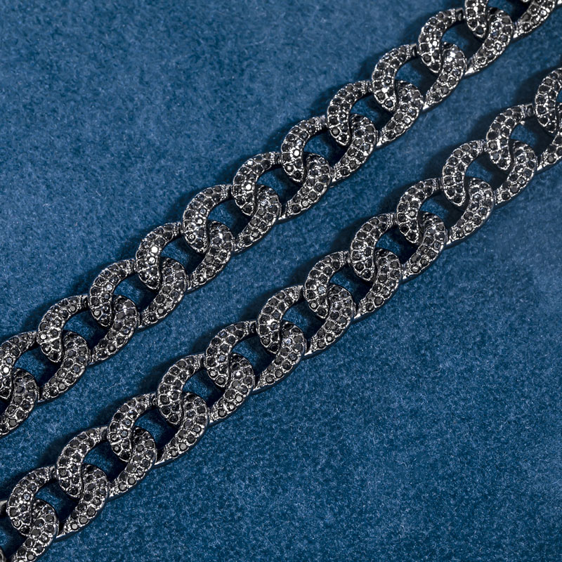 12mm Iced Out Curb Chain In Black Gold Gold Shine With Street Luxury - Image 5