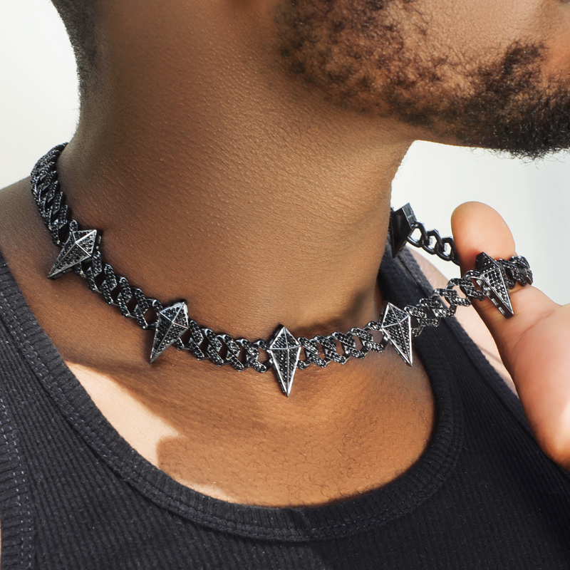 12mm Black Fight Tooth And Claw Iced Out Cuban Chain Gold - Image 6
