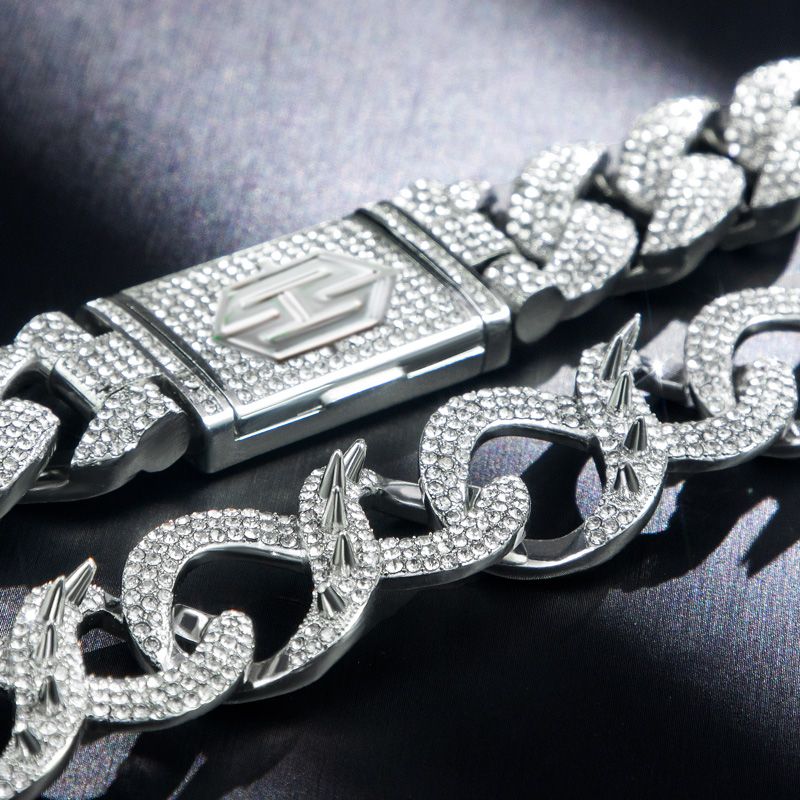 20mm 20 Spiked Infinity Cuban Link Chain In White Gold Cuban Chain - Image 3