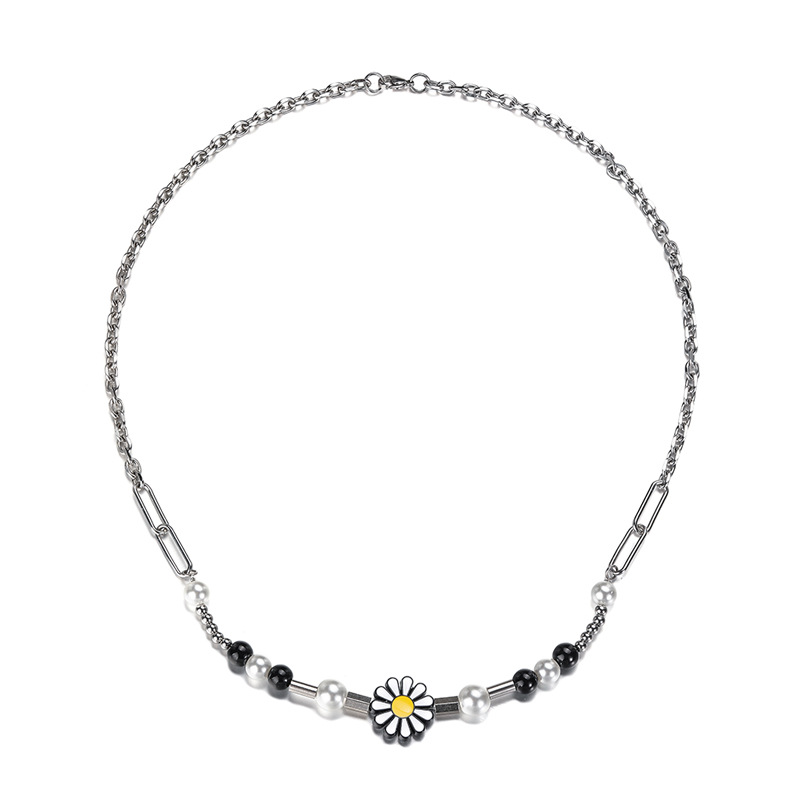 Black Hip Hop Daisy Paper Clip Pearl Necklace With Street Luxury Shine