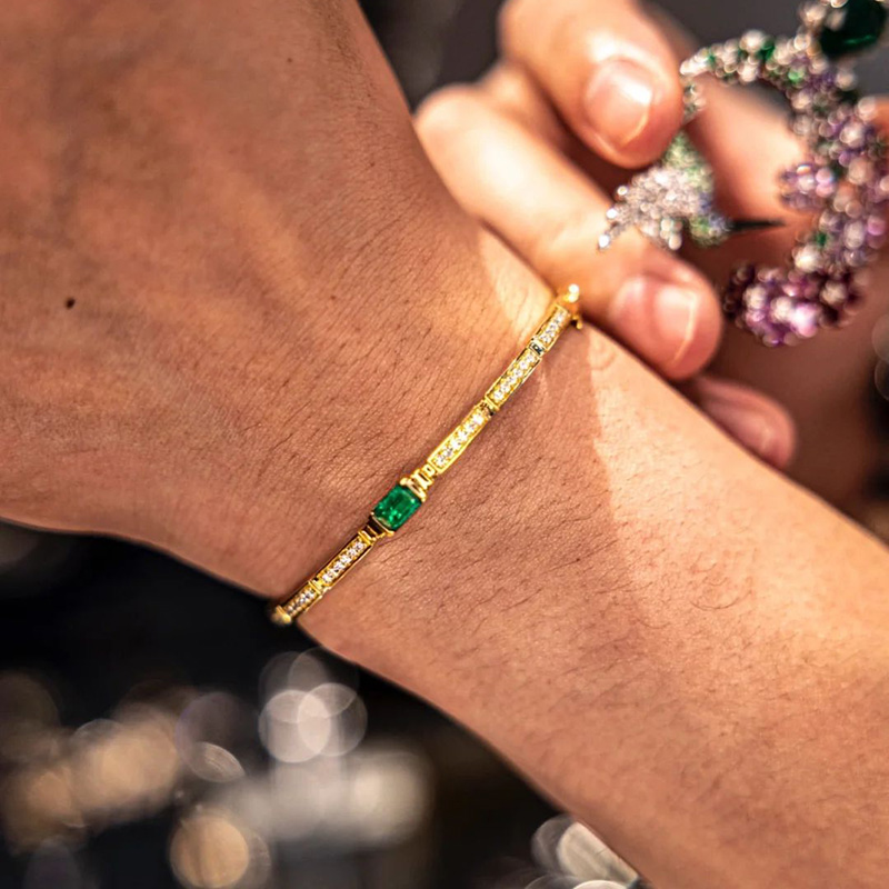 Emerald Segmented Open Bangle Bracelet Gold With Street Luxury Shine