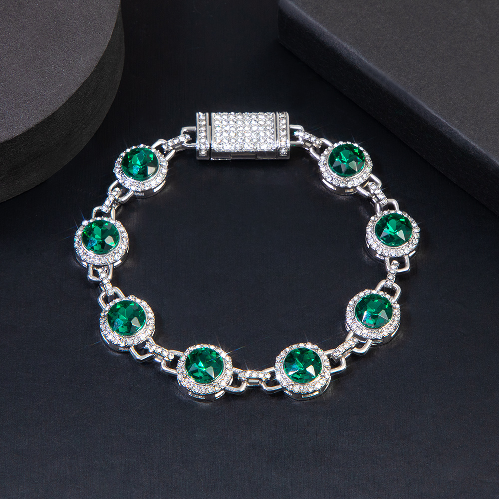 Round Brilliant Cut Emerald Green Diamonds Bracelet Gold