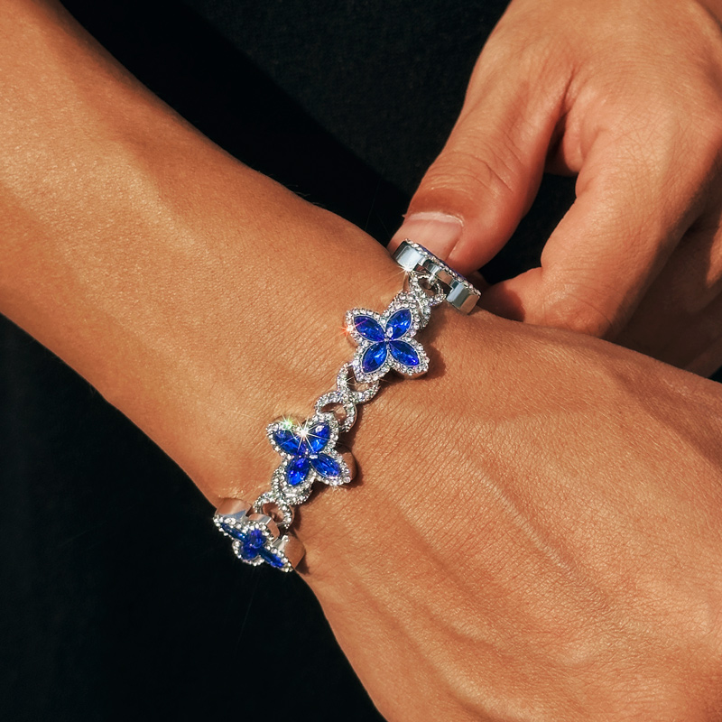 Iced Out Out 17mm Sapphire Clover Bracelet In White Gold With Gold Shine - Image 3