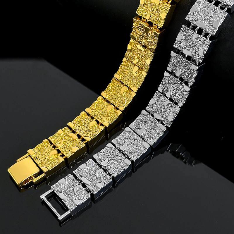 13mm Nugget Bracelet In White Gold Gold With Bold Statement Appeal - Image 5
