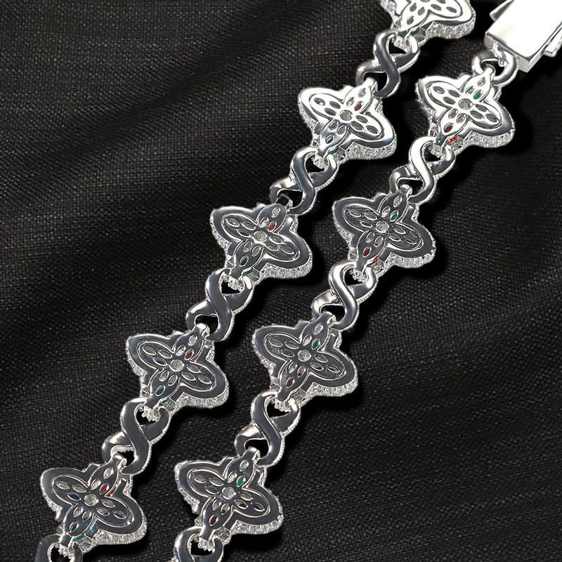 Iced Out Out 19mm Four-leaf Clover Infinity Bracelet In White Gold Plating - Image 7