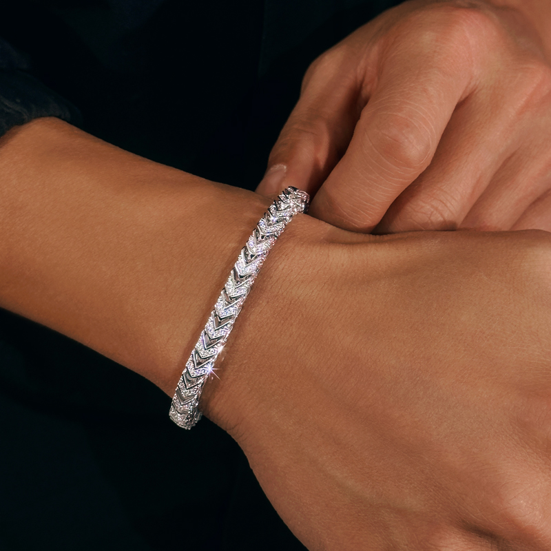 8mm Iced Out 4-sided V-shape Bracelet Gold With Street Luxury Shine - Image 3