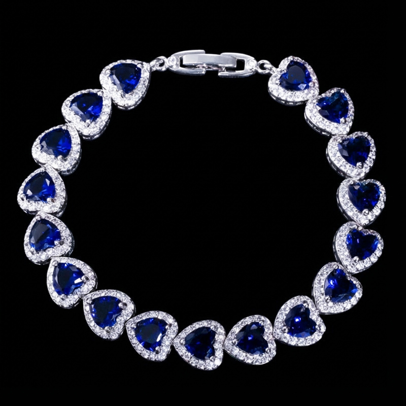 Iced Out Out 7 Heart-shaped Bracelet In White Gold With Gold Shine