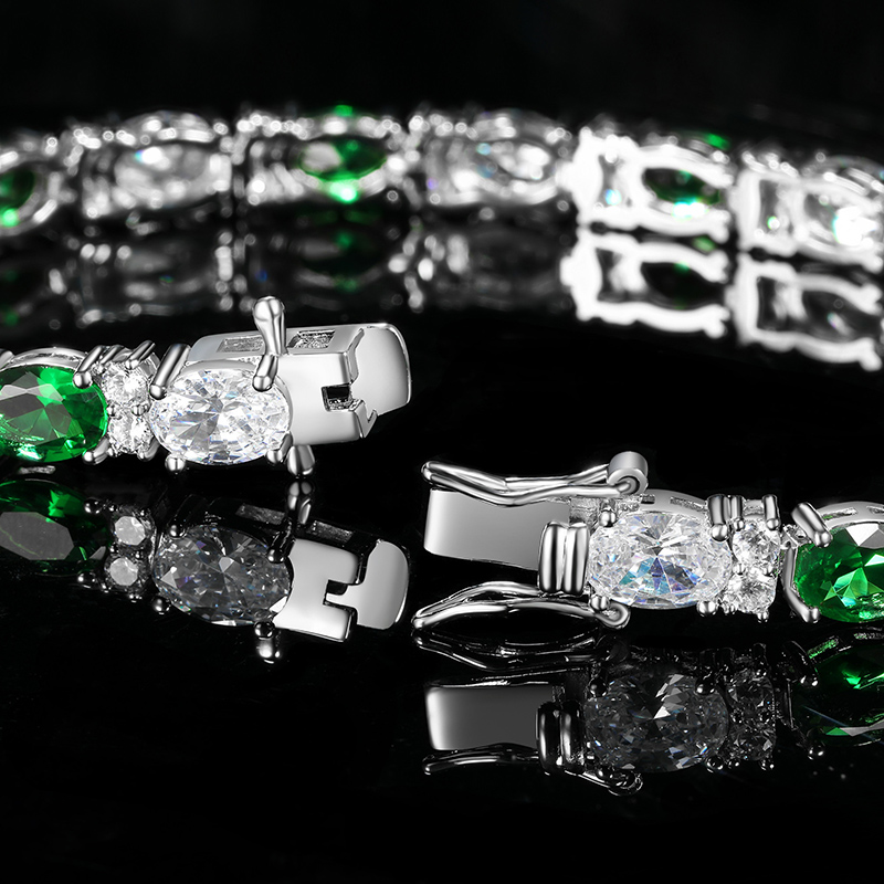 Street Luxury Iced Out Out White&emerald Oval Stone Bracelet In White Gold - Image 4