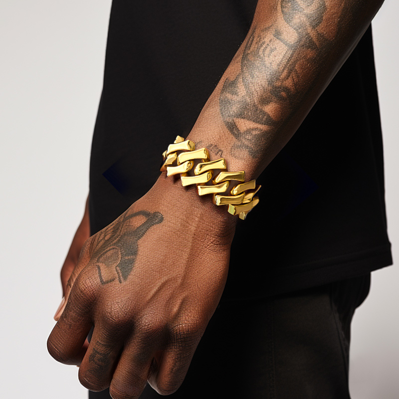 Street Luxury 32mm 316l Stainless Steel Bone Cuban Bracelet In Gold Plating - Image 7