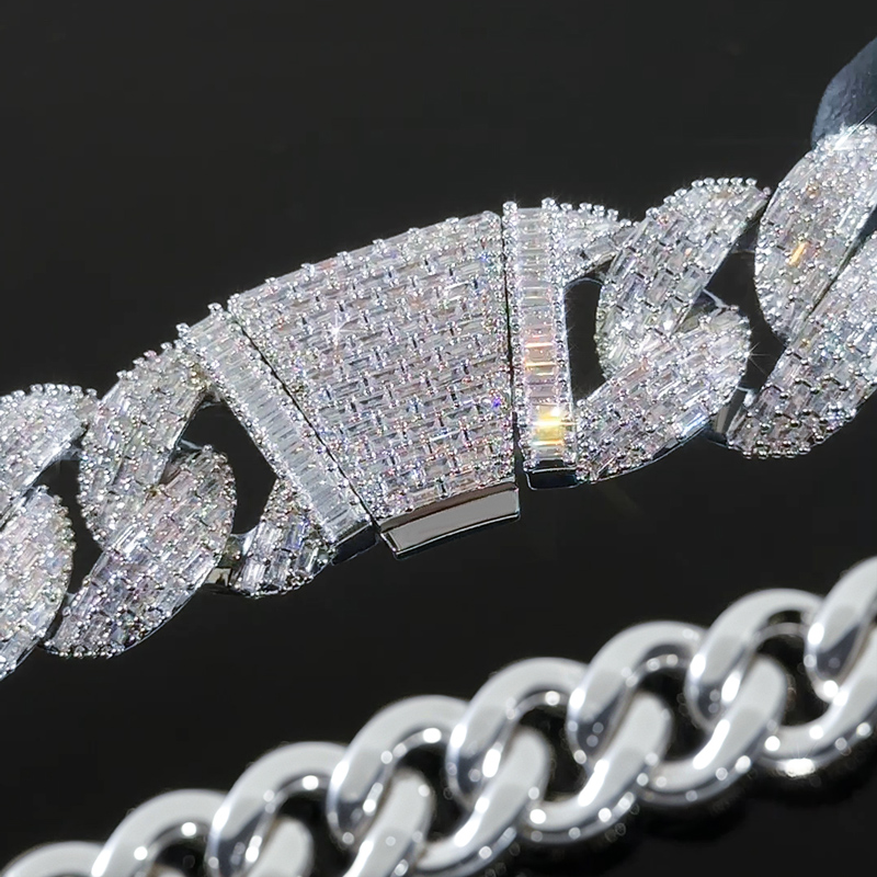 Iced Out Out 25mm Baguette Cut Cuban Chain Gold With Street Luxury Shine - Image 3