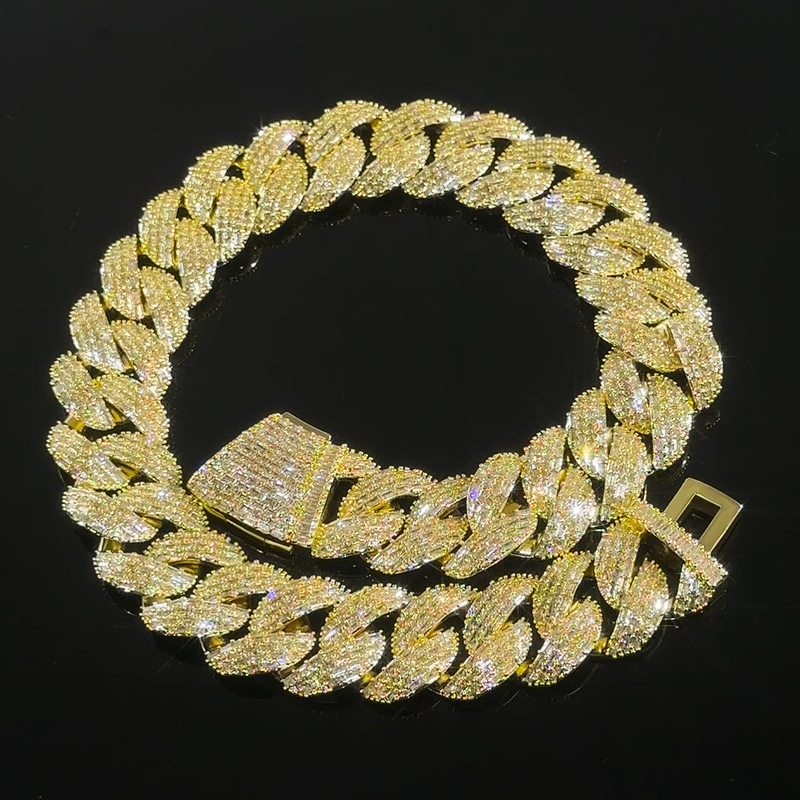Iced Out Out 25mm Baguette Cut Cuban Chain Gold With Street Luxury Shine - Image 8