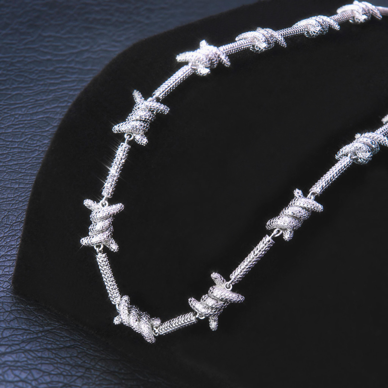 Shining 11mm Thorns Necklace Bold Statement Style With Street Luxury - Image 6