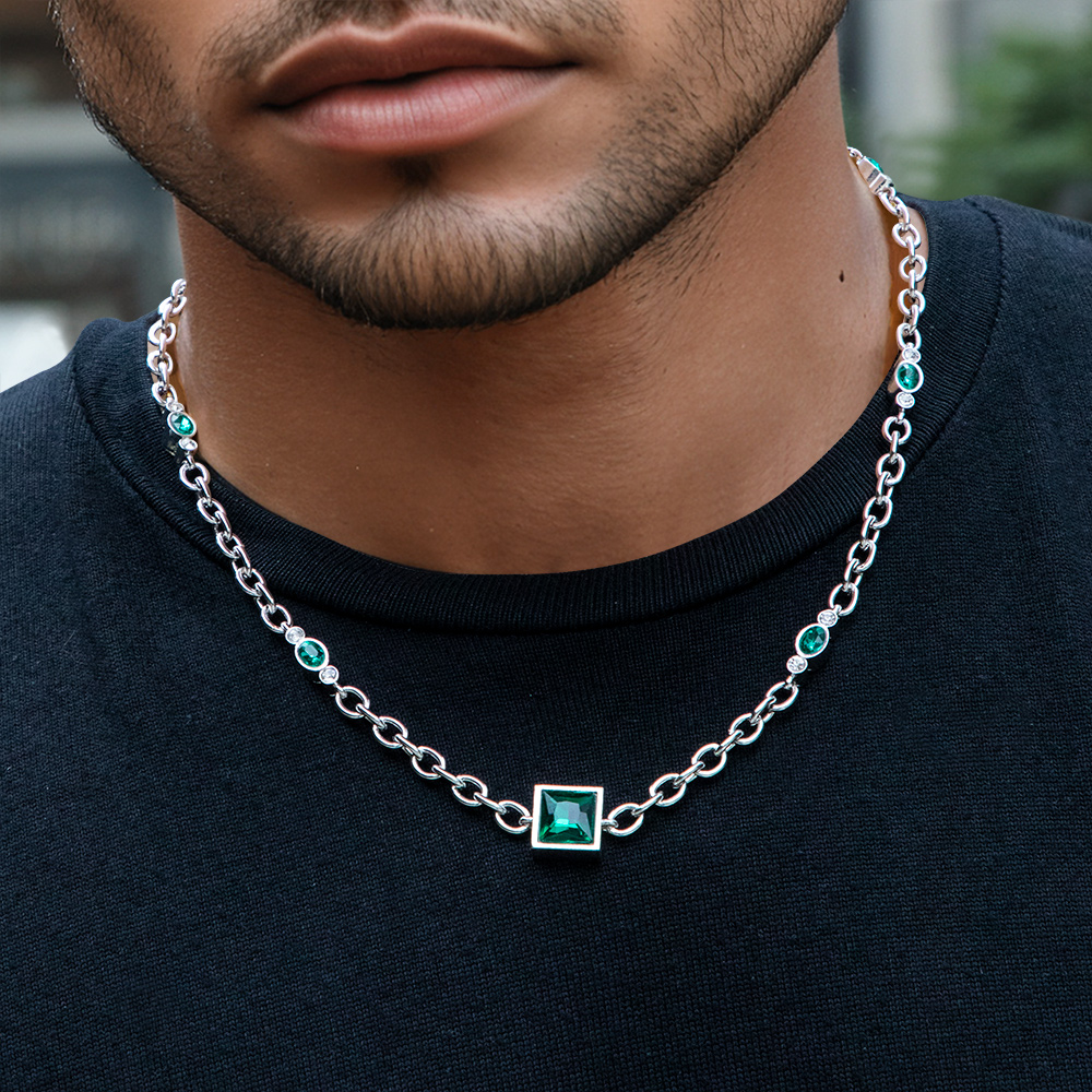 Emerald Green Princess Cut & Oval Cut Diamonds Necklace Gold - Image 9