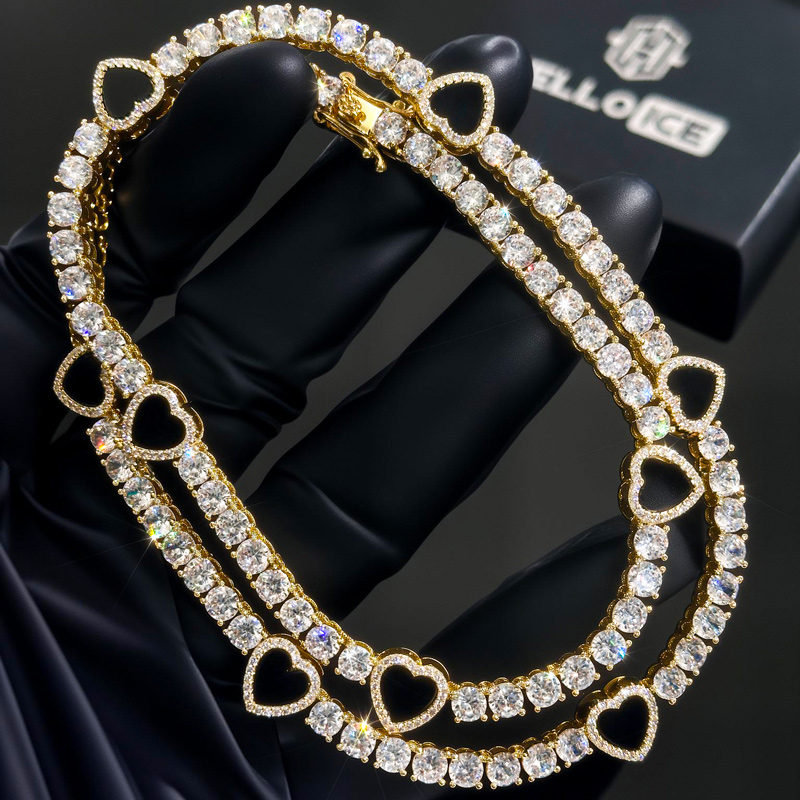 4mm Black Heart Tennis Chain Iced Out With Bold Statement Appeal - Image 4