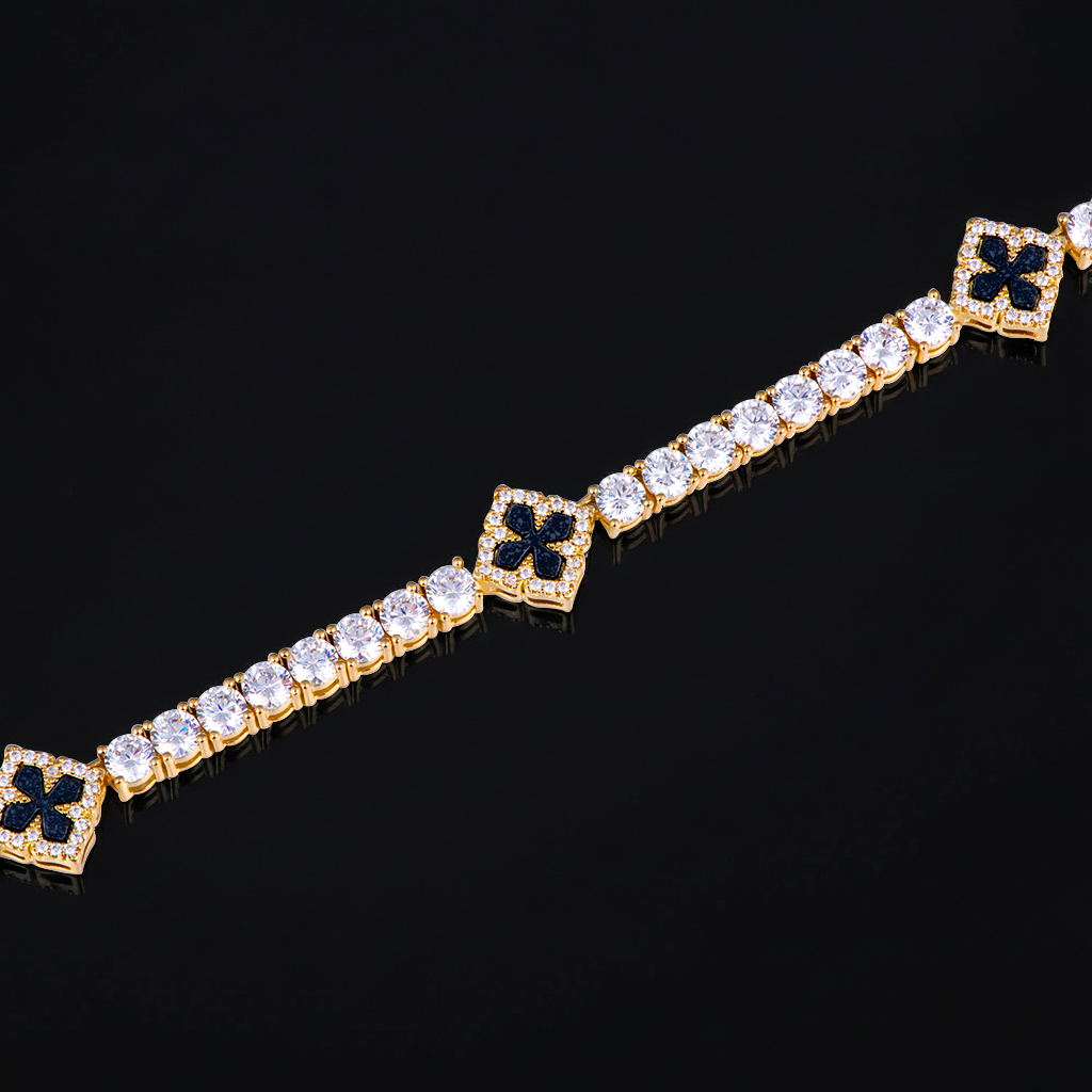 Iced Out Out Four Leaf Clover Tennis Chain Silver With Street Luxury Shine - Image 8