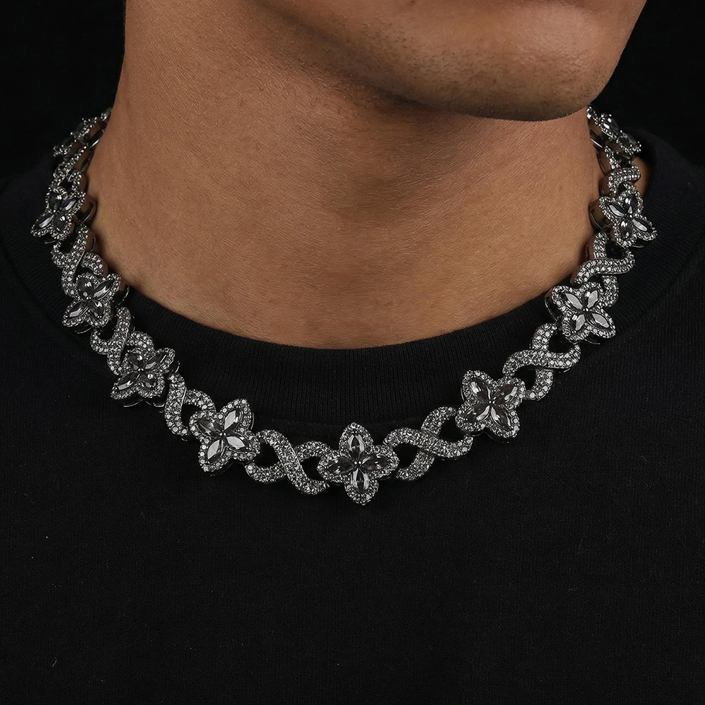 Iced Out Out Clover Infinity Chain In Black Gold With Street Luxury Shine - Image 3