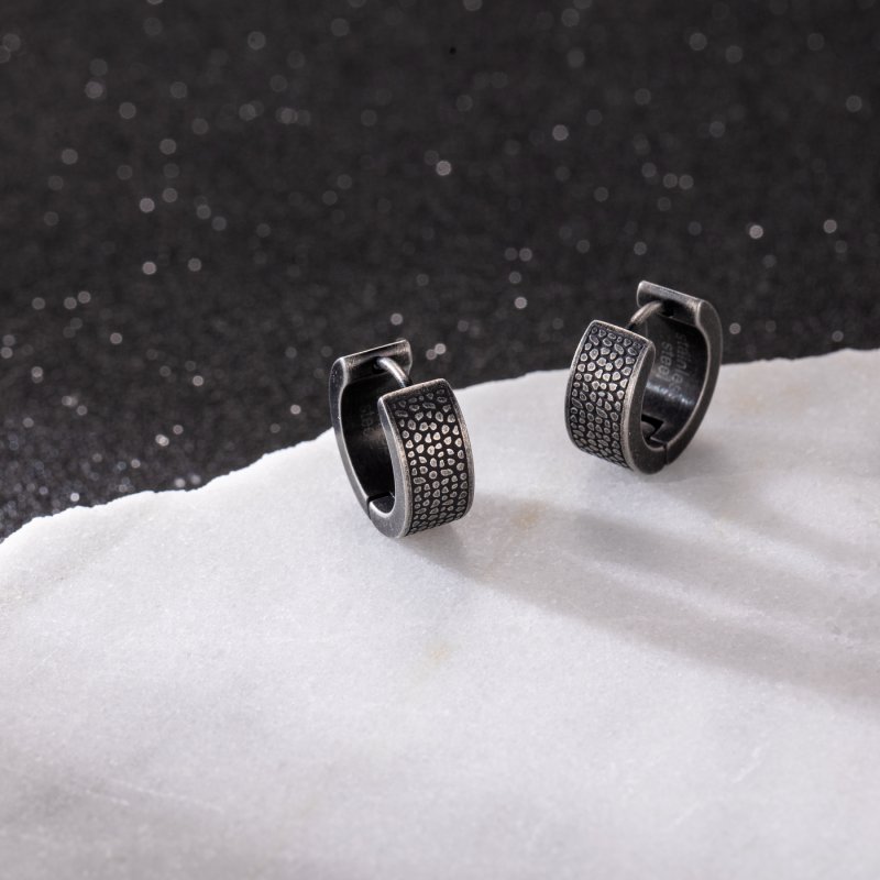 Reptile Pattern Huggie Earrings Bold Statement Style With Street Luxury - Image 4