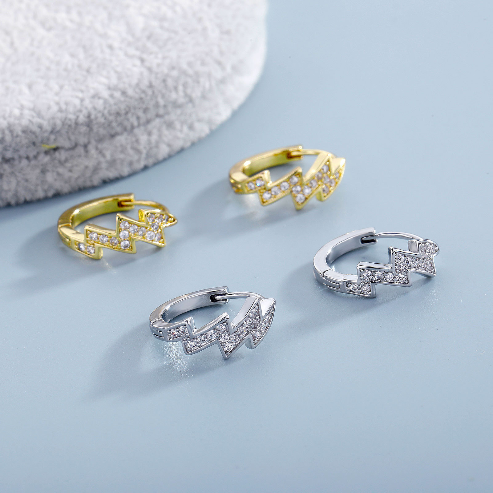 Iced Out Out Lightning Hoop Earrings Moissanite With Street Luxury Shine - Image 3