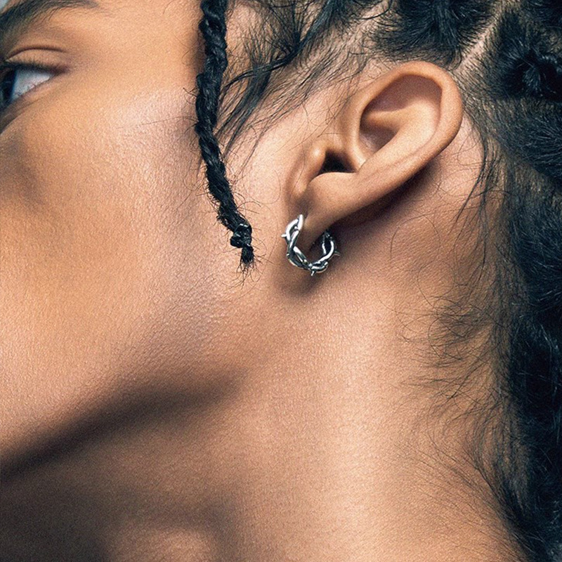 Thorns Earrings Bold Statement Style With Street Luxury - Image 4