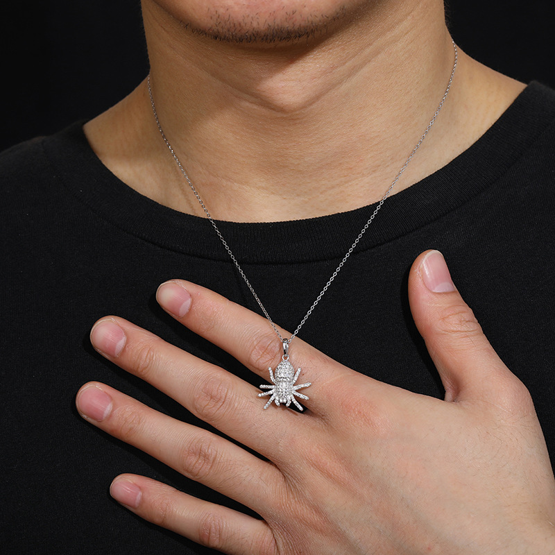 Street Luxury S925 Sterling Silver Moissanite Iced Out Spider Pendant - Image 7