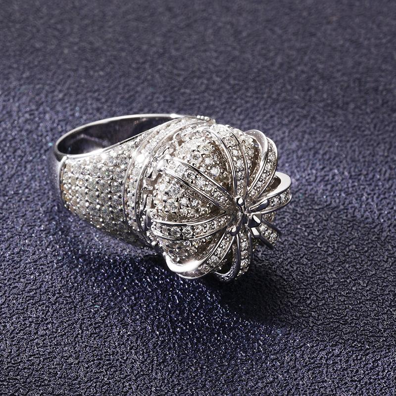 Moissanite Iced Out Three-dimensional Crown Ring With Street Luxury Shine - Image 4