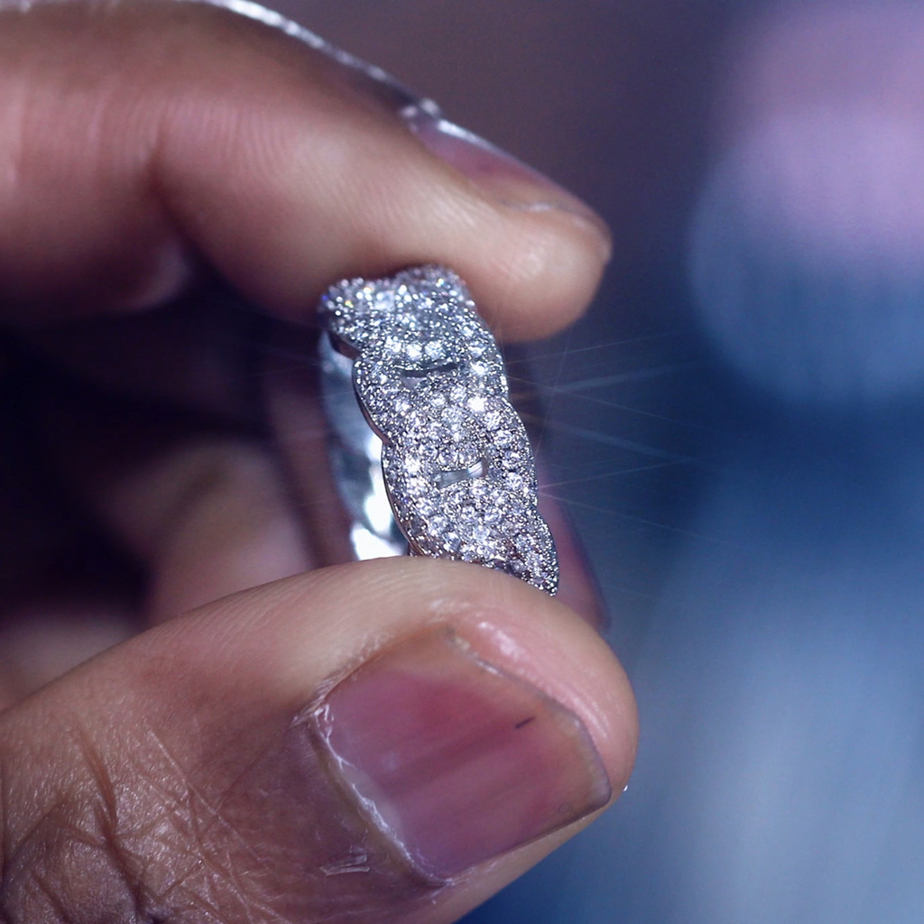 8mm 925s & Vvs Moissanite Fully Paved Cuban Ring With Iced Out Shine - Image 4