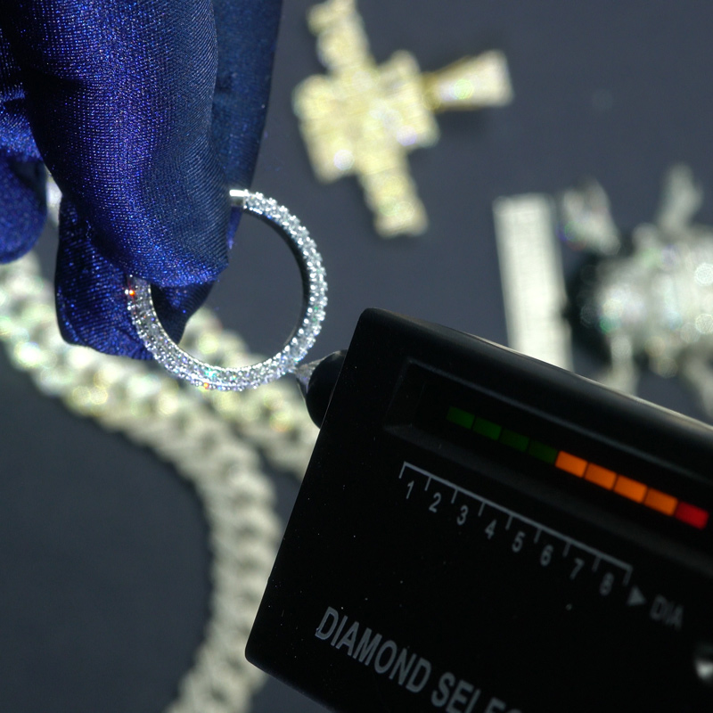 925s & Vvs Moissanite Sparkling Brilliance Ring With Iced Out Shine - Image 6
