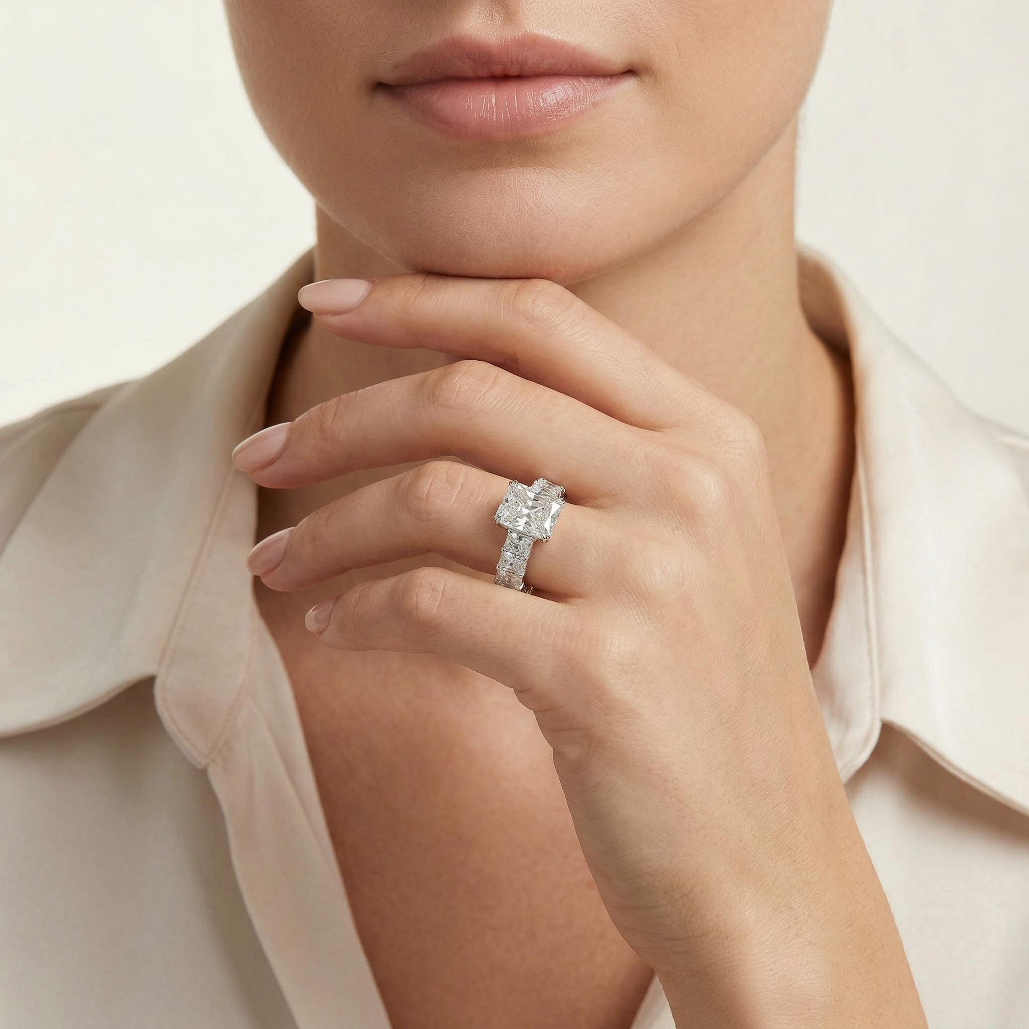925s & Vvs Moissanite 14.22 Ct Luxury Radiant Cut Pave Halo Engagement Ring - Image 3