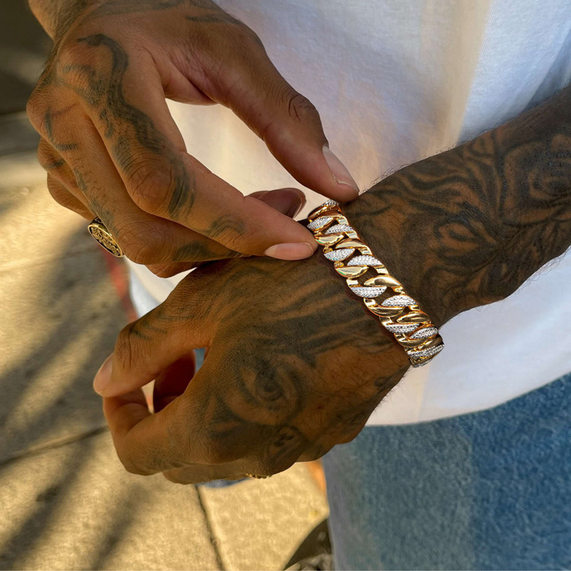 10mm 925s & Vvs Moissanite Diamond Curb Link Chain With Iced Out Shine - Image 6