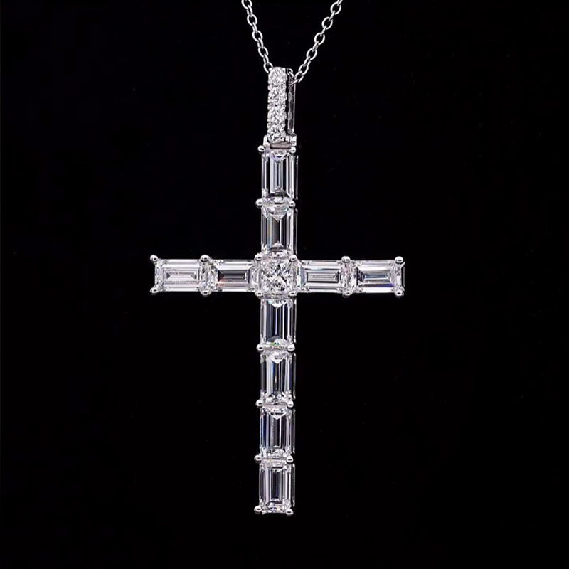 S925 & Moissanite Baguette Cut Cross Pendant With Iced Out Shine - Image 3