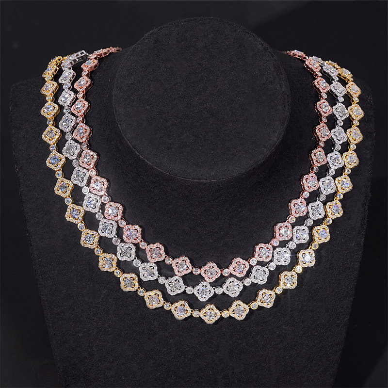 8mm 925s & Vvs Moissanite Four Leaf Clover Chain With Iced Out Shine