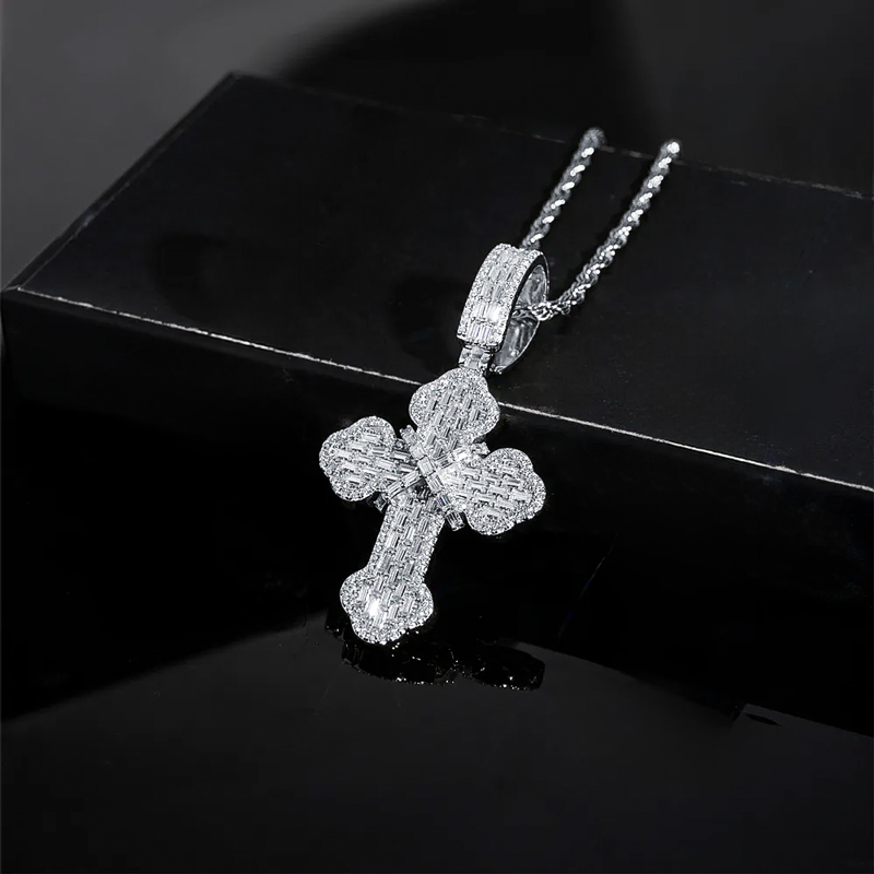 S925 & Moissanite Baguette Round Cut Cross Pendant With Iced Out Shine - Image 3