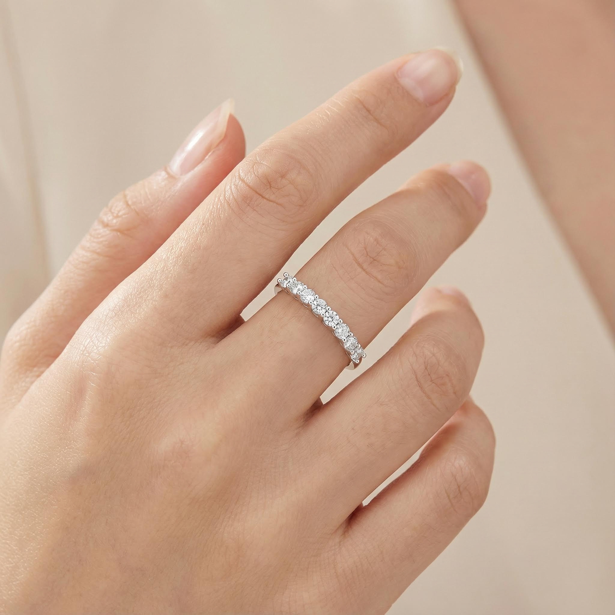 0.7ct Vvs Moissanite S925 Silver Eternity Women Band Iced Out - Image 4
