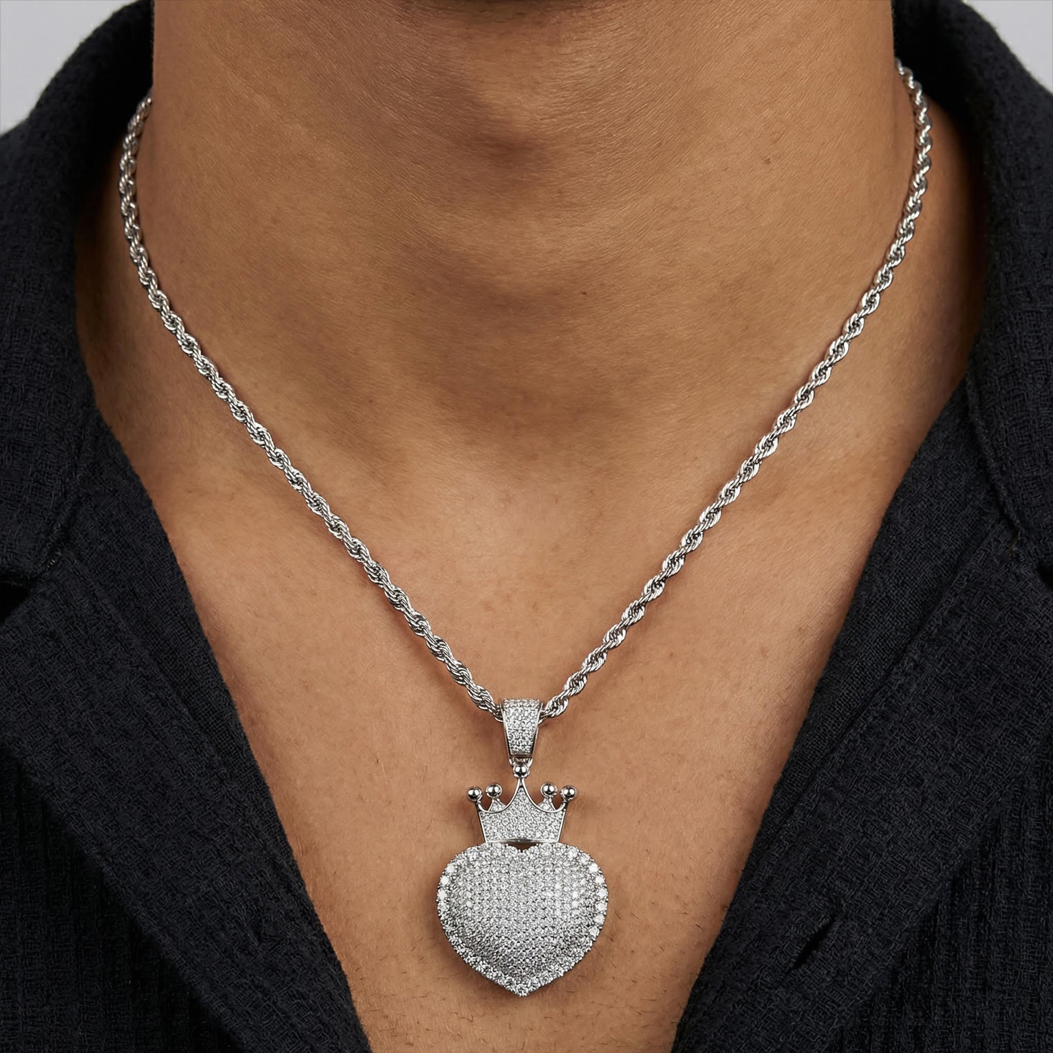 S925 & Moissanite Heart Crown Pendant Iced Out Shine With Street Luxury - Image 4